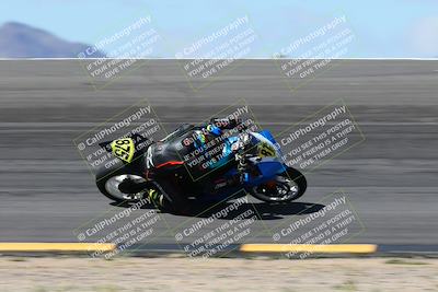 media/Apr-05-2024-Apex Assassins-CVMA Friday Practice (Fri) [[ee2ef04f2b]]/3-Racer 2/Session 3 (Bowl Speed Pans)/